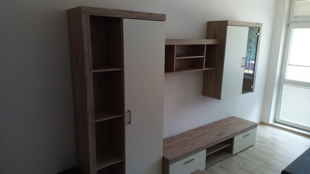 Aparthotel Usmev Ostrava Ngoại thất bức ảnh