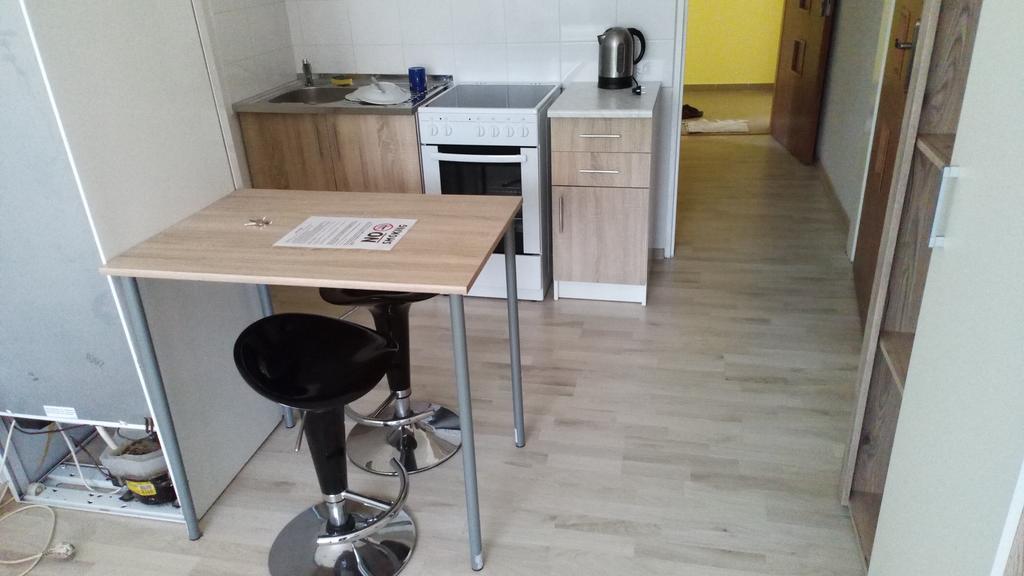 Aparthotel Usmev Ostrava Ngoại thất bức ảnh