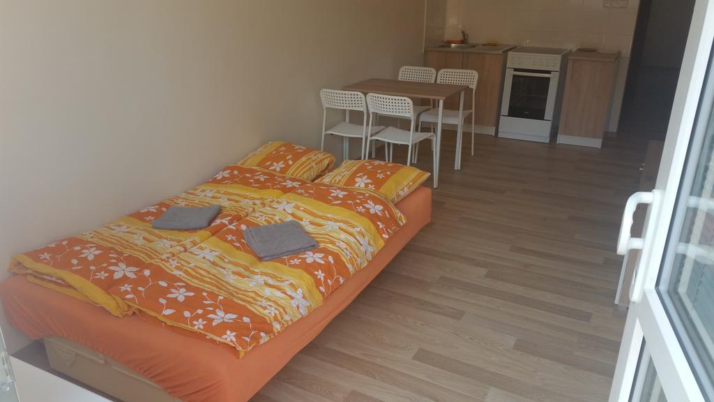 Aparthotel Usmev Ostrava Ngoại thất bức ảnh