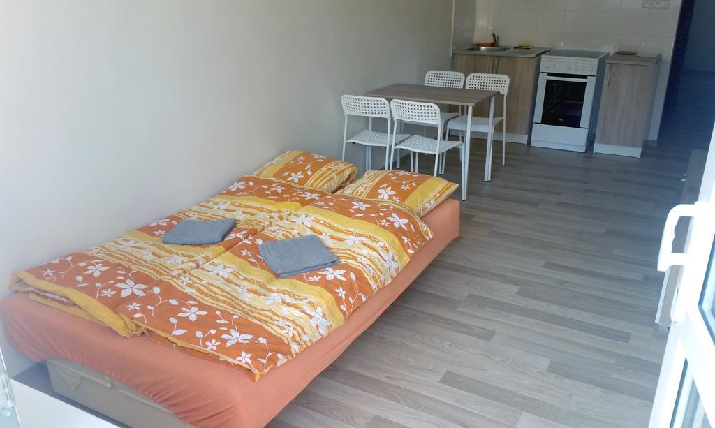 Aparthotel Usmev Ostrava Ngoại thất bức ảnh